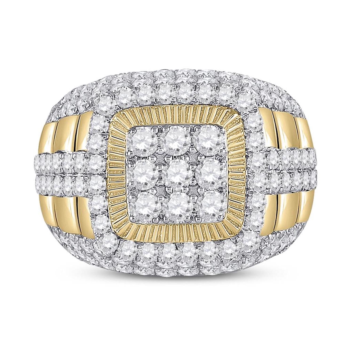 14k Gold 5 ct Round Diamond Ribbed Square Cluster Ring